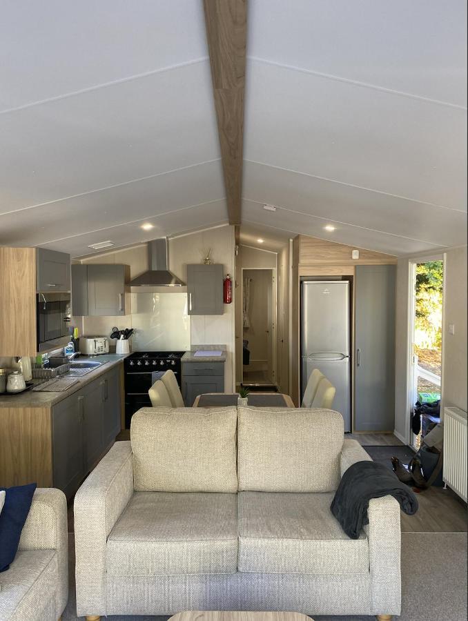 Kellysholidayhomes 26 Willerby 2 Bedrooms Caravan * Weeley